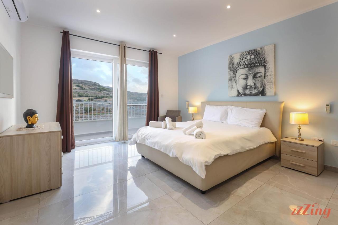 Pretty Beachfront Penthouse In Mellieħa Exterior foto